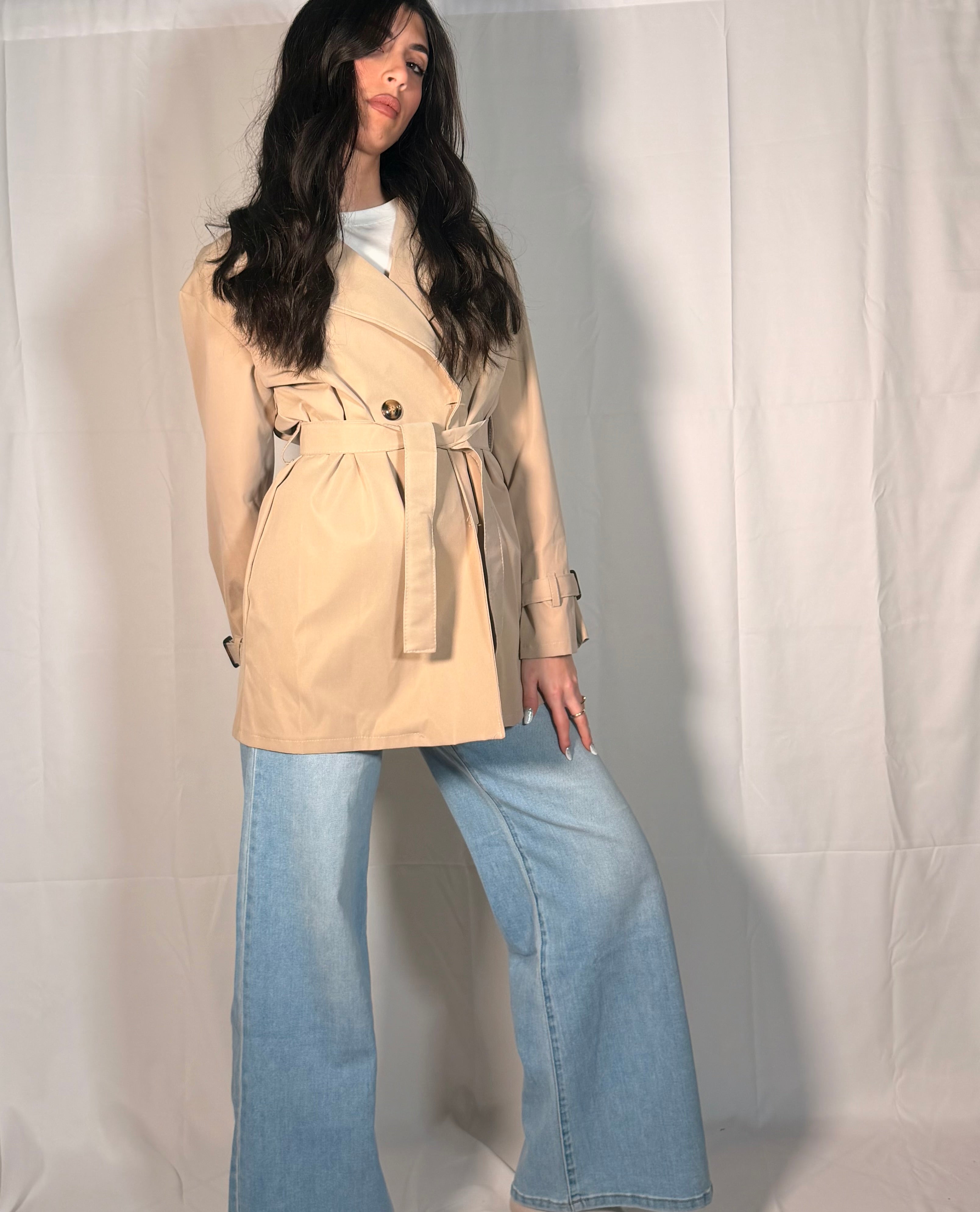 Trench corto