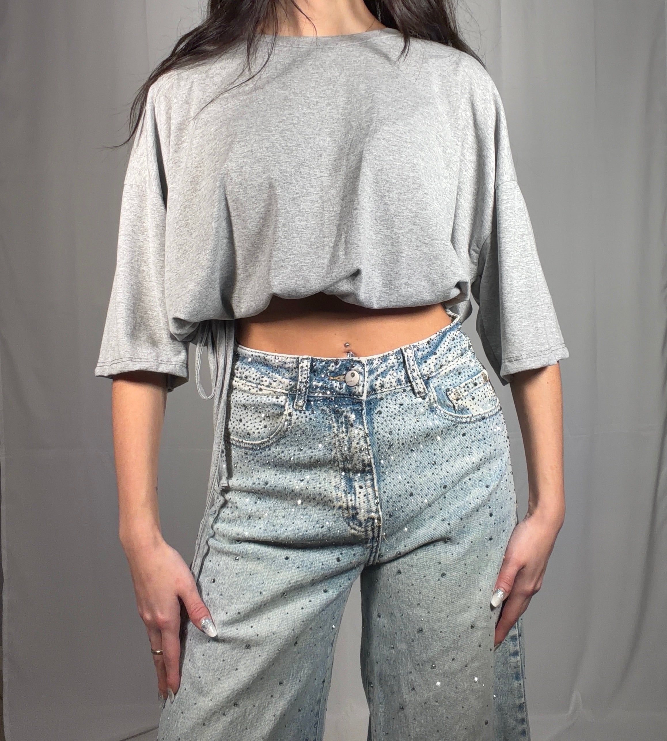 T-shirt grigia con lacci 100% Cotone